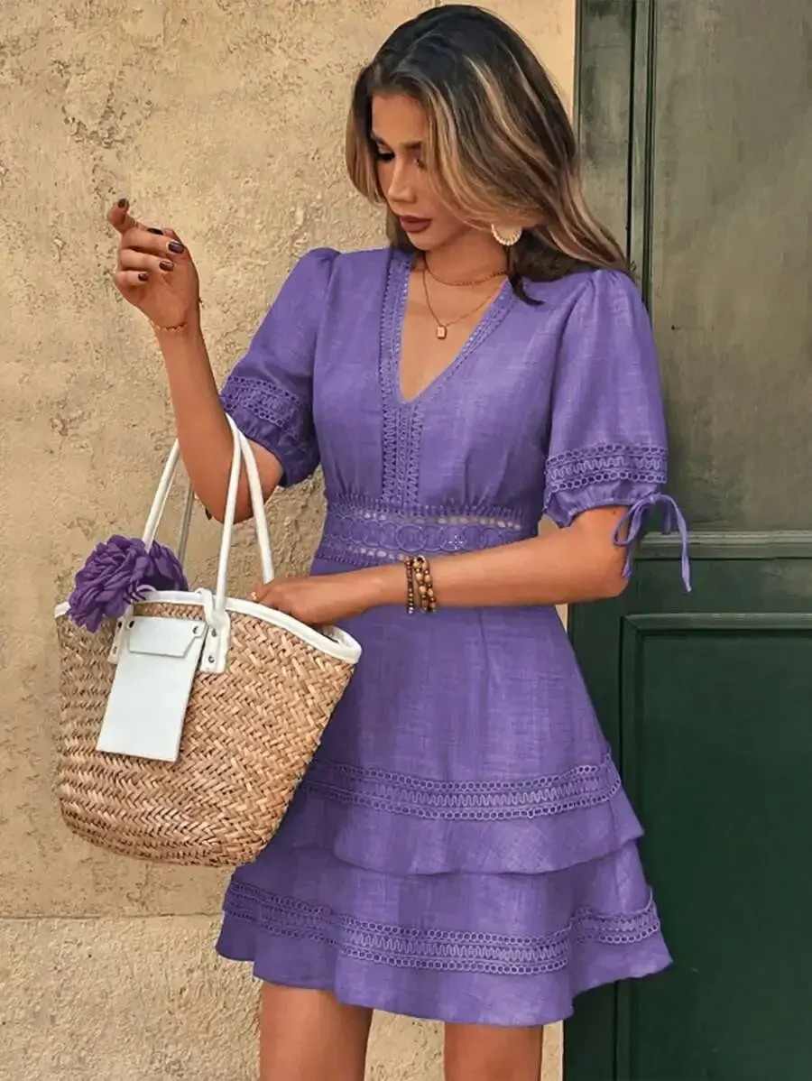 Women V-Neck Tie Waist Vacation Style Solid Color Ruffle Hem Dress Summer
Women V-Neck Tie Waist Vacation Style Solid Color Ruffle Hem Dress Summer