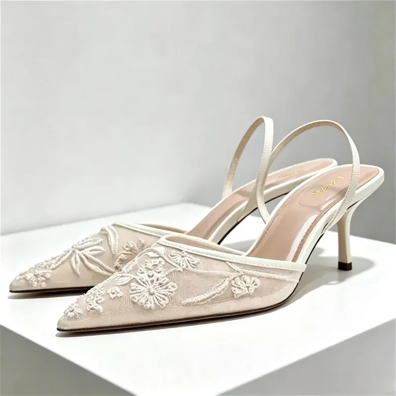 Elegant Mesh Embroidered Flowers Designer Heeled Sandals Women 2025 Summer Sexy Slingback Pointed Toe Thin High Heels Dress Shoe
Elegant Mesh Embroidered Flowers Designer Heeled Sandals Women 2025 Summer Sexy Slingback Pointed Toe Thin High Heels Dress Shoe