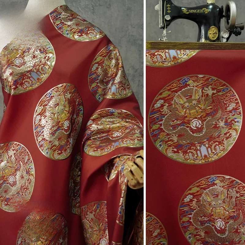 Золотая тканая жаккардовая ткань Imperial Dragon для китайского жилета Hanfu, праздничная новогодняя одежда, традиционная одежда, текстиль
Золотая тканая жаккардовая ткань Imperial Dragon для китайского жилета Hanfu, праздничная новогодняя одежда, традиционная одежда, текстиль