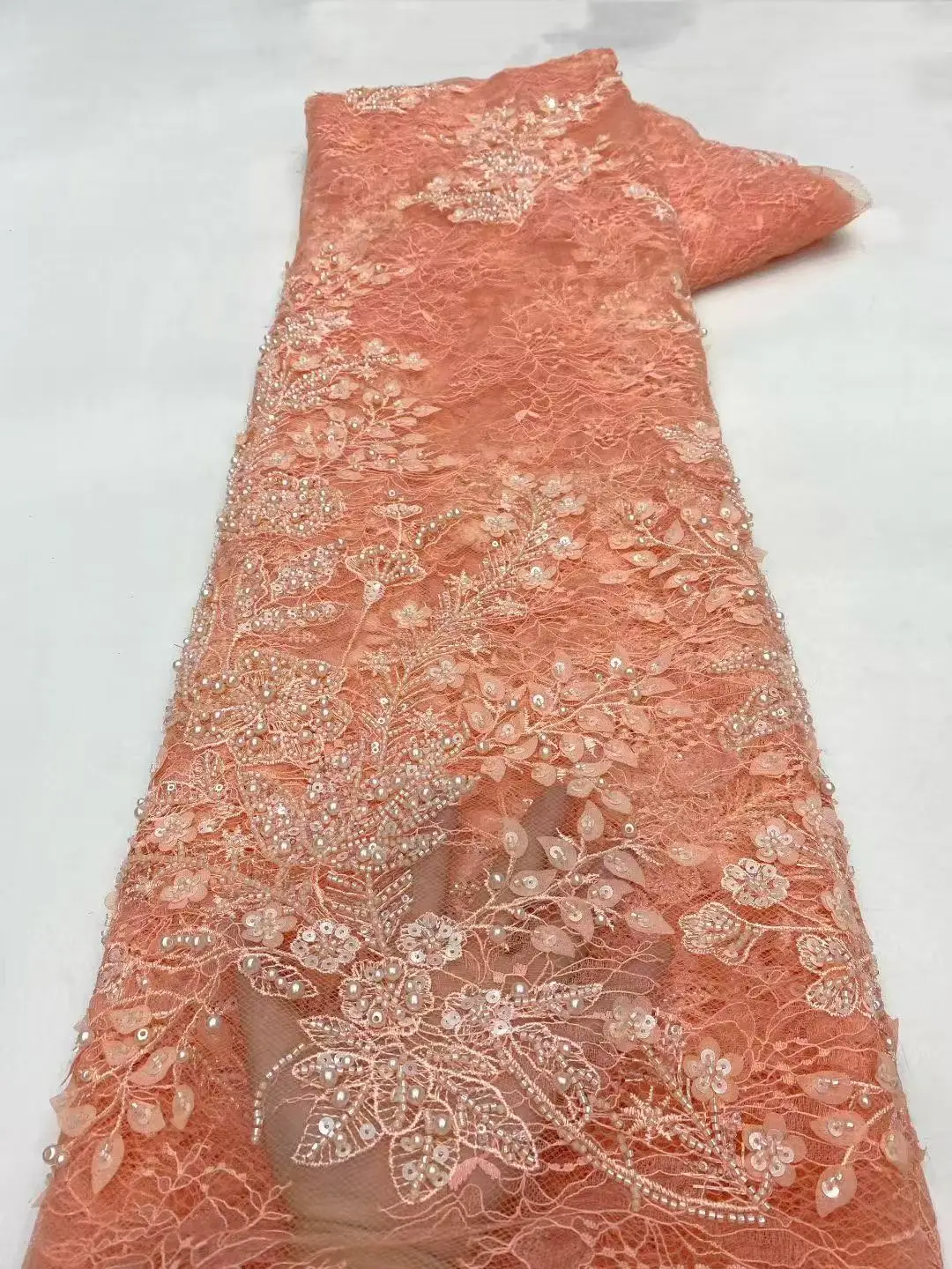 Luxury African Design French Sequins Lace Embroidery Beads Nigerian Net Tulle Fabric for Wedding Dress New Arrival Hot Sale
Luxury African Design French Sequins Lace Embroidery Beads Nigerian Net Tulle Fabric for Wedding Dress New Arrival Hot Sale