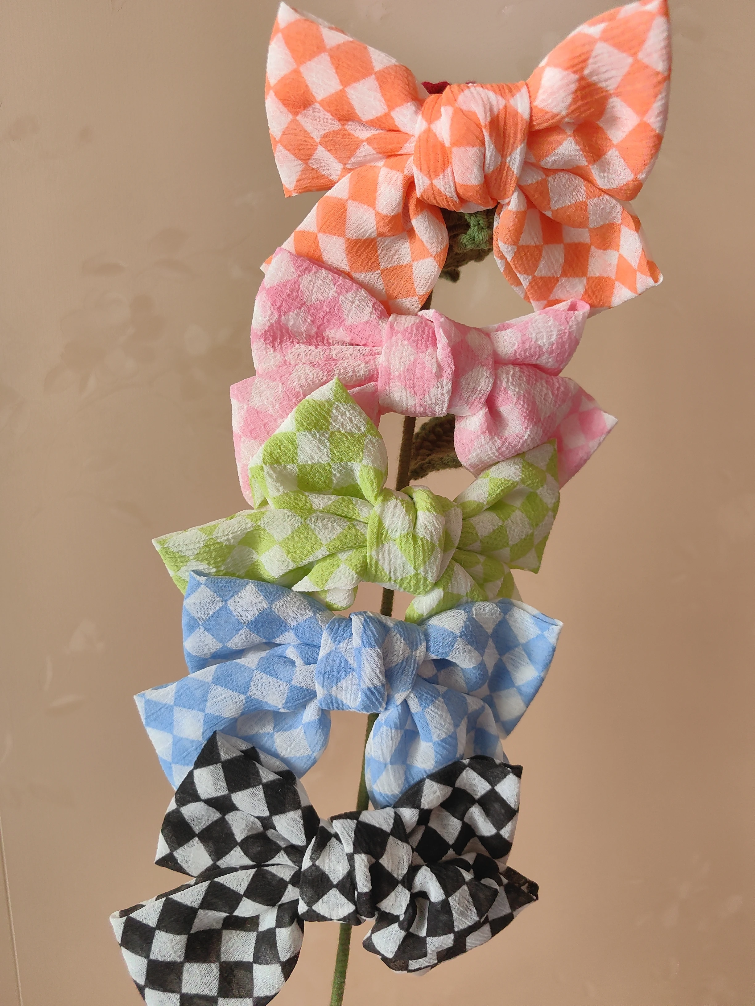 Dopamine Bow Tie Hair Clips Checkered Pattern Hair Accessories Fashion Cute Summer Seaside Party Gift Classics Take Photos
Dopamine Bow Tie Hair Clips Checkered Pattern Hair Accessories Fashion Cute Summer Seaside Party Gift Classics Take Photos