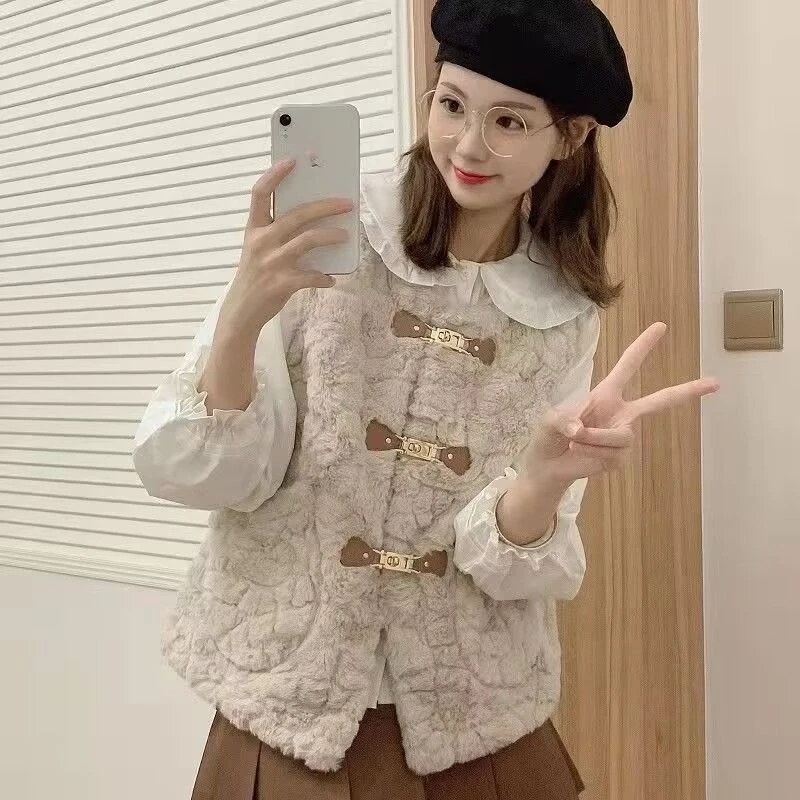 2026 New Arrival Women's Lamb Faux Fur Vest Loose Knit Cardigan Bolero Sleeveless Chic Waistcoat for Autumn Winter Fashion
2026 New Arrival Women's Lamb Faux Fur Vest Loose Knit Cardigan Bolero Sleeveless Chic Waistcoat for Autumn Winter Fashion