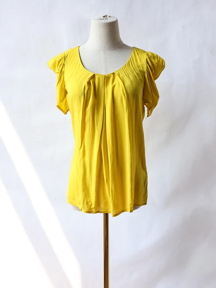 Ele Silk Cotton ort Sve T-irt round Ne Bubble Sve Eye-ching Skin-Nouriing Summer Faion Women's Top
Ele Silk Cotton ort Sve T-irt round Ne Bubble Sve Eye-ching Skin-Nouriing Summer Faion Women's Top