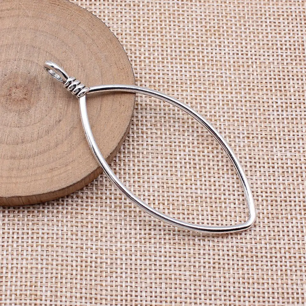 Car Pendant Hollow Geometric Glue Frame Series Marquise Frame Supplies For Jewelry 74x33x2mm 10pcs
Car Pendant Hollow Geometric Glue Frame Series Marquise Frame Supplies For Jewelry 74x33x2mm 10pcs