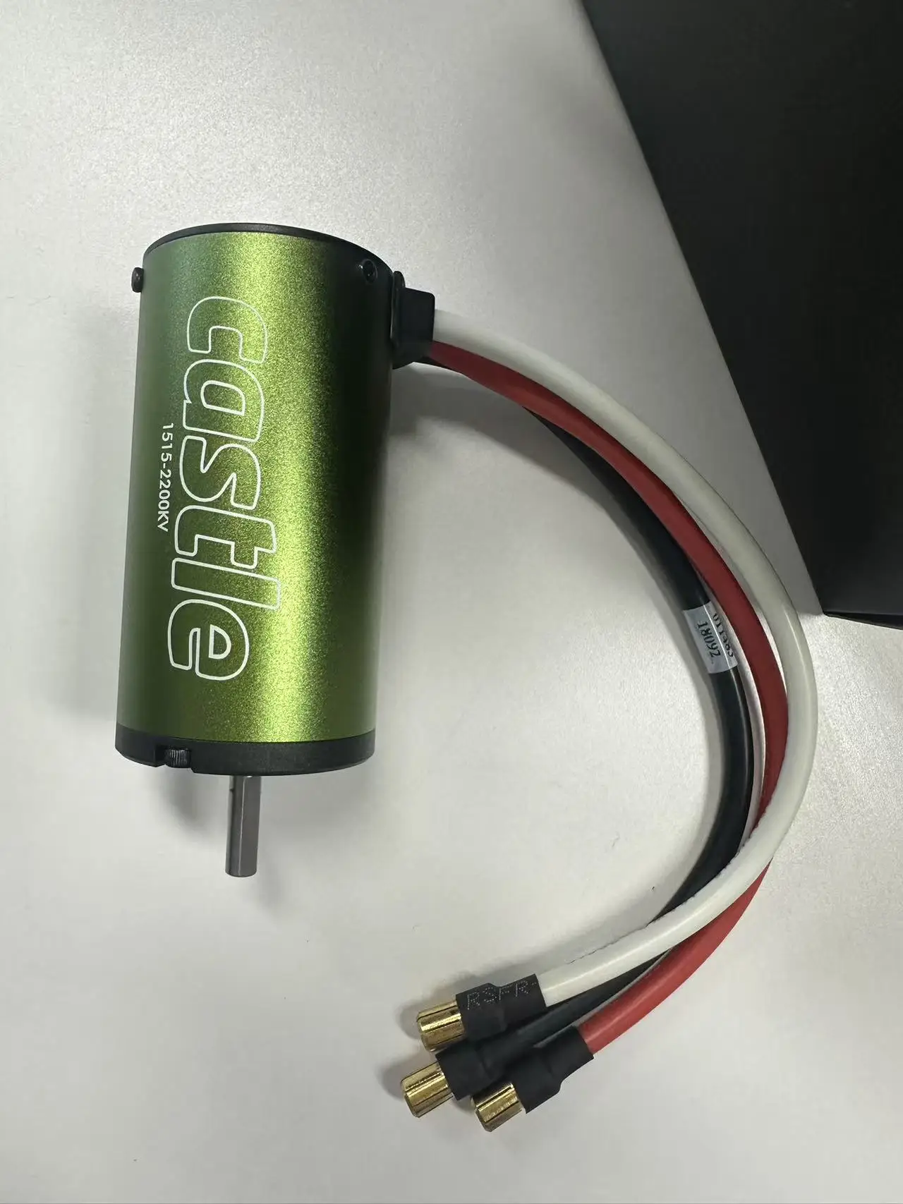 CASTLE 1515B 2200kv High-power high-torque brushless motor fits 6S LIPO battery
CASTLE 1515B 2200kv High-power high-torque brushless motor fits 6S LIPO battery
