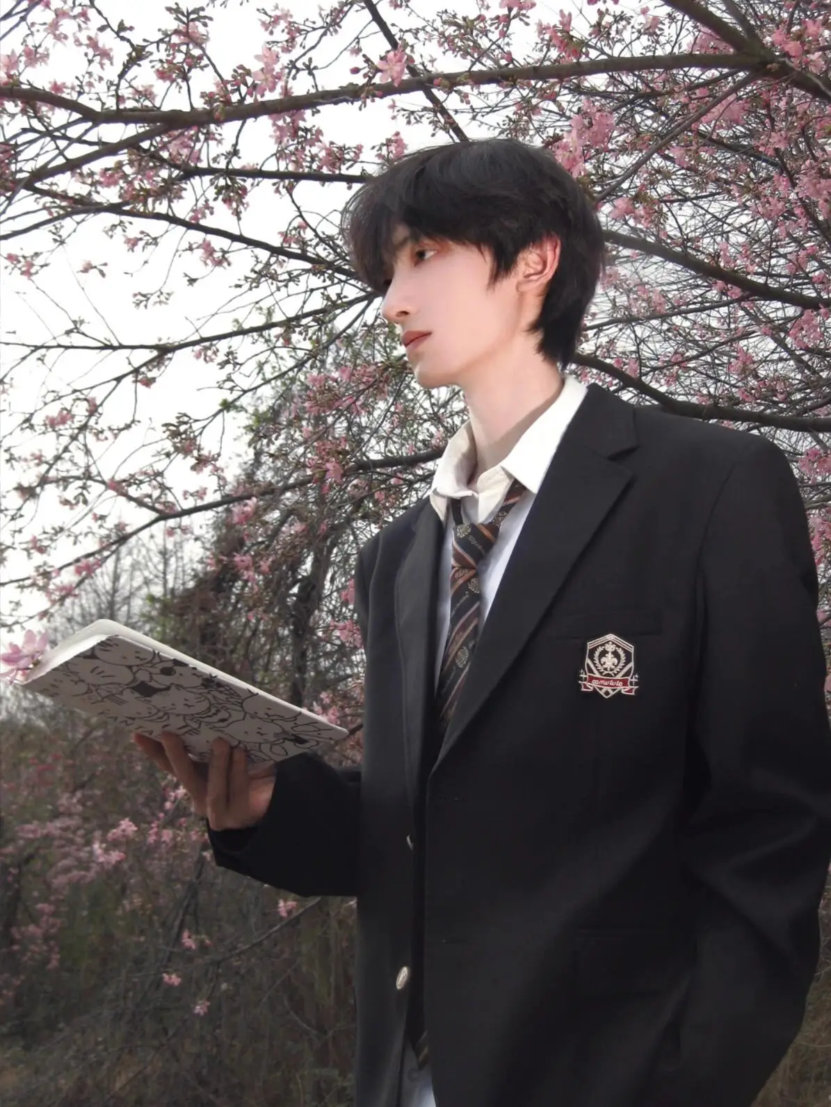 Japanese Style Graduation Class Uniform Jacket Coat Shoulder Pads Men's Women's School College Style Formal Wear Suit
Japanese Style Graduation Class Uniform Jacket Coat Shoulder Pads Men's Women's School College Style Formal Wear Suit