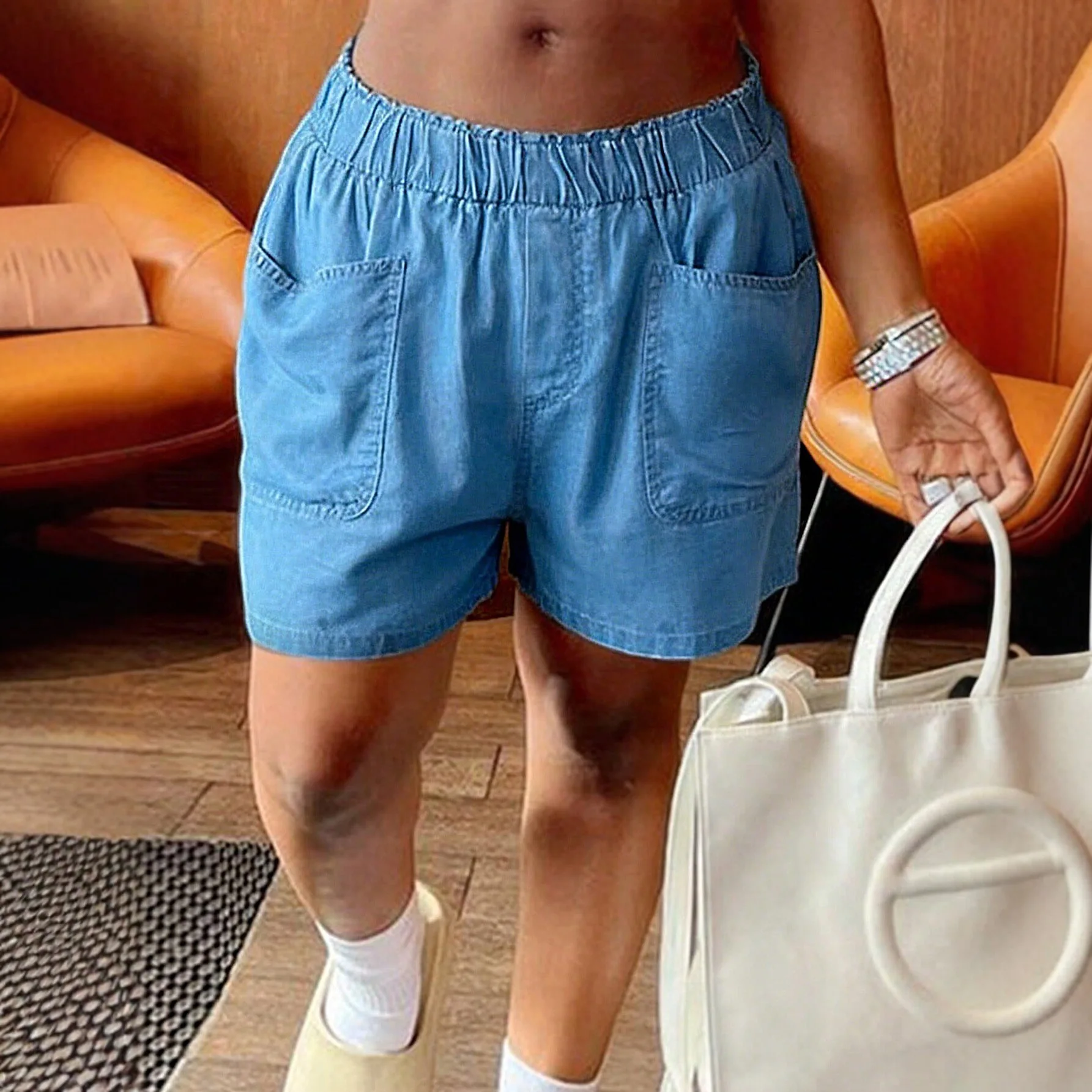 Women Solid Shorts Jean Denim Wide Leg Pants Mini Lenth Mid Elstic Waist Pockets Thin Loose Fit Office Lady Casual 2026 Summer
Women Solid Shorts Jean Denim Wide Leg Pants Mini Lenth Mid Elstic Waist Pockets Thin Loose Fit Office Lady Casual 2026 Summer