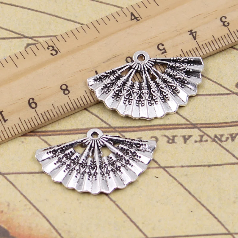 15pcs Charms Fan Flap 21x33mm Tibetan Silver Color Pendants Antique Jewelry Making DIY Handmade Craft
15pcs Charms Fan Flap 21x33mm Tibetan Silver Color Pendants Antique Jewelry Making DIY Handmade Craft