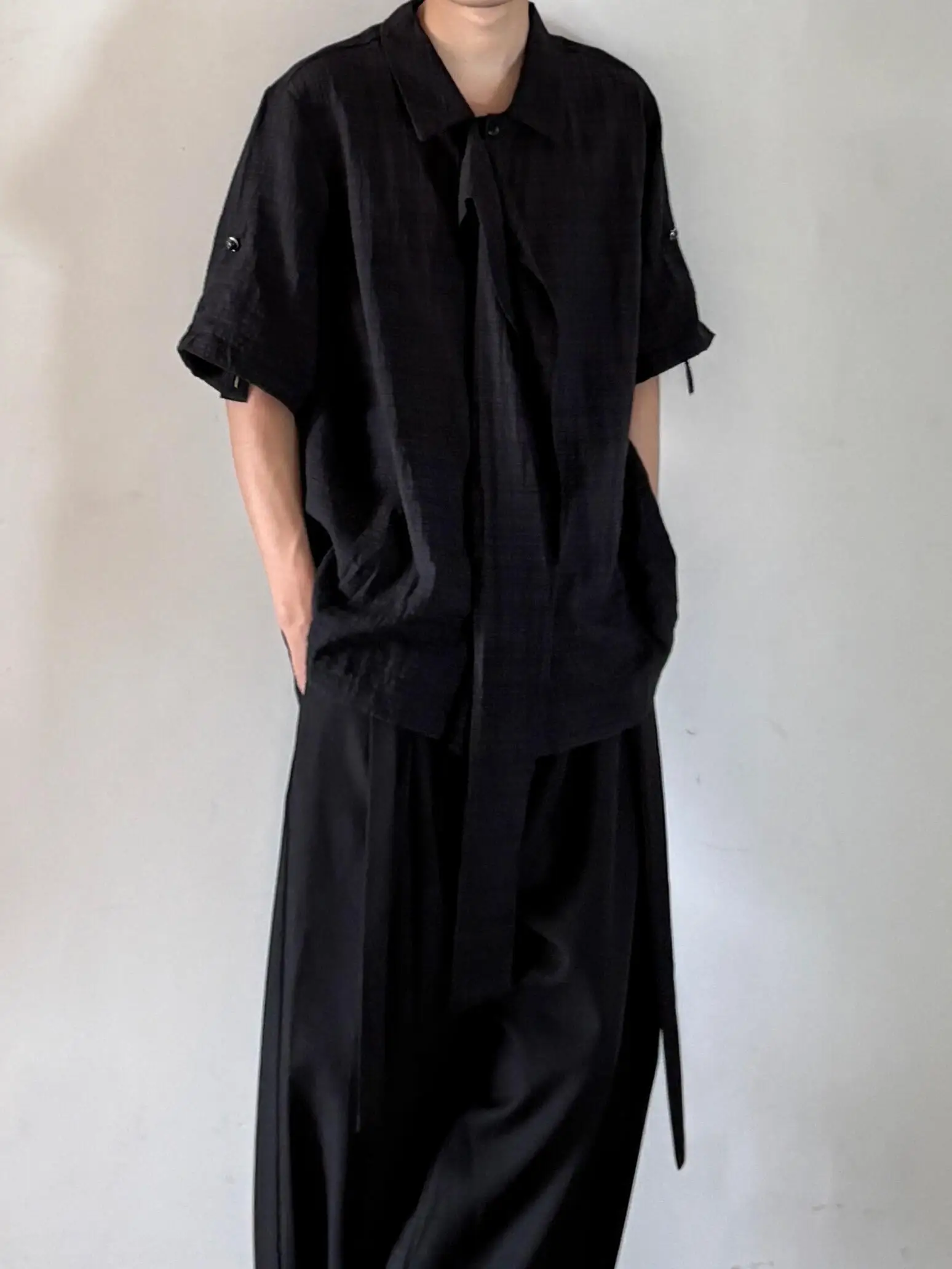 Dark Style Minimalist Unisex Retro Asymmetric Texture Sash Button Slimming Lightweight Short Sleeve Shirt Women's Fashion
Dark Style Minimalist Unisex Retro Asymmetric Texture Sash Button Slimming Lightweight Short Sleeve Shirt Women's Fashion