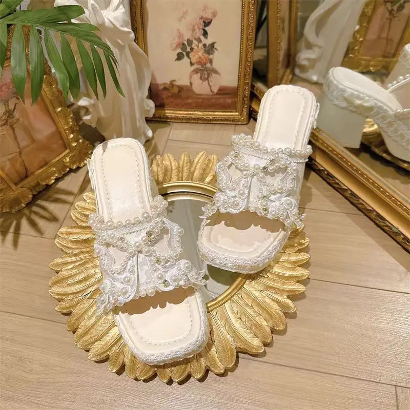 Handmade custom beaded rhinestone lace pearl women's shoes white comfortable casual slippers 35-39
Handmade custom beaded rhinestone lace pearl women's shoes white comfortable casual slippers 35-39