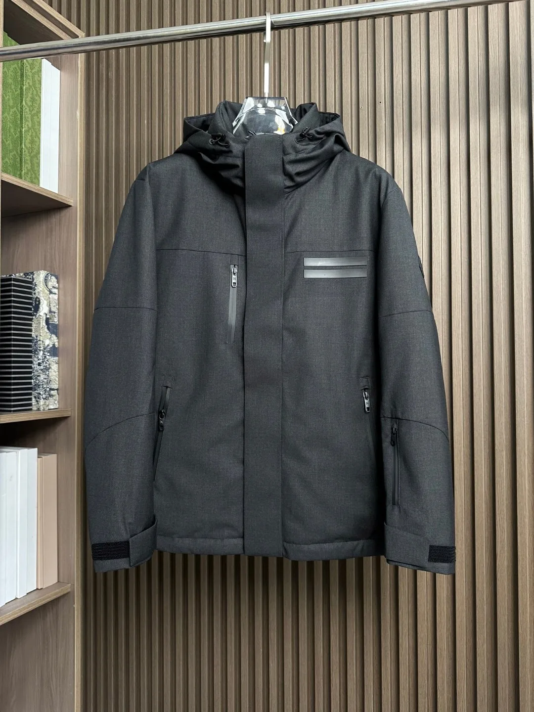 MHTO Мужская модная рука с принтом Bae Busin с капюшоном вниз Jaet Stand Fit для льна, весна-осень, застежка-молния, чистый цвет
MHTO Мужская модная рука с принтом Bae Busin с капюшоном вниз Jaet Stand Fit для льна, весна-осень, застежка-молния, чистый цвет