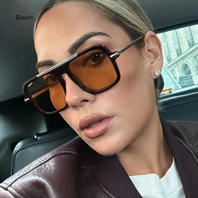 New Retro Double Bridges Pilot Women Blue Candy Color Sunglasses Shades UV400 Fashion Trending Rivets Men Sun Glasses gafas
New Retro Double Bridges Pilot Women Blue Candy Color Sunglasses Shades UV400 Fashion Trending Rivets Men Sun Glasses gafas