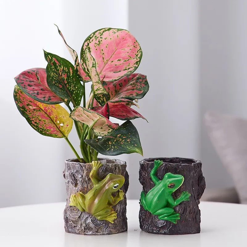 New resin frog pen holder flower pot, cute frog flower pot, desktop decoration gift.
New resin frog pen holder flower pot, cute frog flower pot, desktop decoration gift.