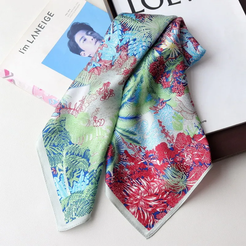Luxury Small Silk Scarf Square Head Bandanas Women Mulberry Scarves Neck Hair Foulard Femme 65cm*65cm Valentine's Day gift
Luxury Small Silk Scarf Square Head Bandanas Women Mulberry Scarves Neck Hair Foulard Femme 65cm*65cm Valentine's Day gift