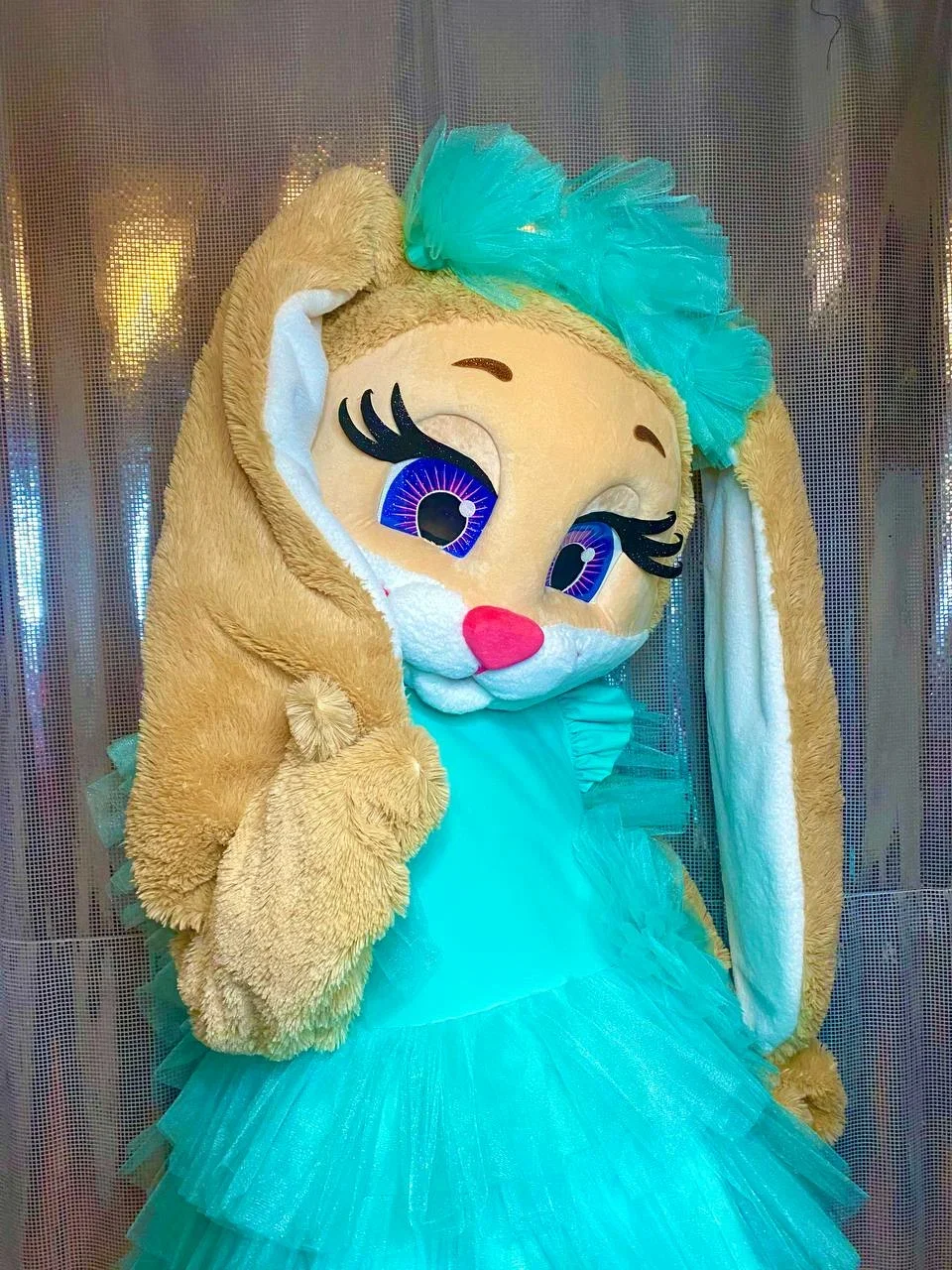 Green Dress Rabbit Mascot Costume Adults Fancy Suit New Year Theme for Carnival Party Advertising Events
Green Dress Rabbit Mascot Costume Adults Fancy Suit New Year Theme for Carnival Party Advertising Events