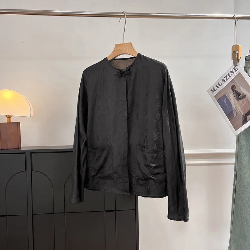 New Chinese Style Handmade Silk round Neck Open Cardigan Women's Thin Outerwear with Button Closure Loose Fit Long Sleeve
New Chinese Style Handmade Silk round Neck Open Cardigan Women's Thin Outerwear with Button Closure Loose Fit Long Sleeve
