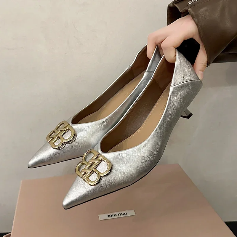 Women's Heeled Shoes Metal Decoration Spring Pointed Toe Thin Heels Woman Elegant Silver Black Party Shoes Sexy Zapatos De Mujer
Women's Heeled Shoes Metal Decoration Spring Pointed Toe Thin Heels Woman Elegant Silver Black Party Shoes Sexy Zapatos De Mujer