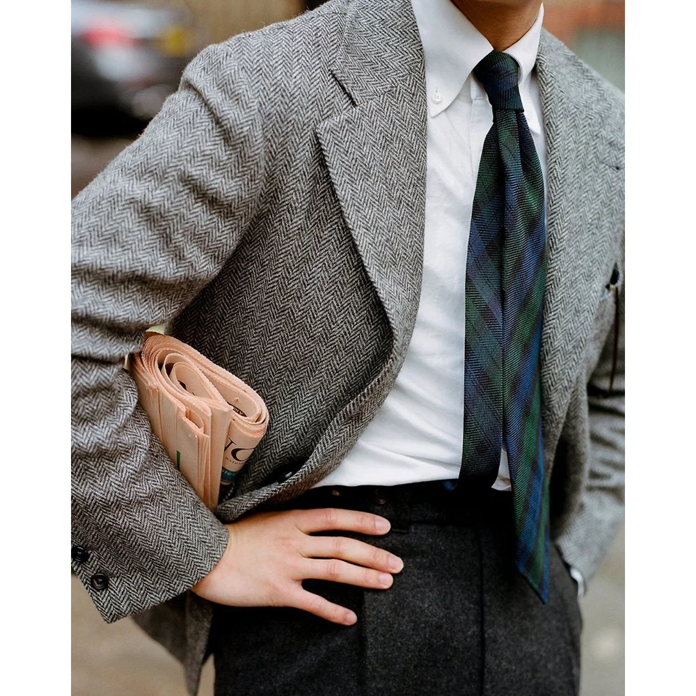 Men's Herringbone Suit Jacket Single Breasted Slim Fit Comfortable Business Blazer Elegant Formal Coat Casual Stylish Tailored M
Men's Herringbone Suit Jacket Single Breasted Slim Fit Comfortable Business Blazer Elegant Formal Coat Casual Stylish Tailored M