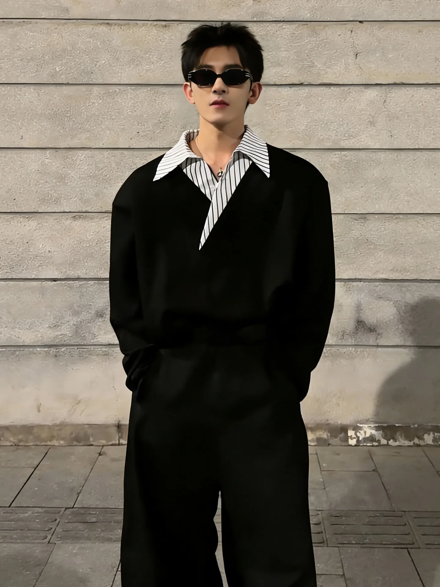 Bla irt Collar Sweatirt Men's Autumn Winter Faion irt Model Streetwear Outerwear Stripe Design Comfortable Cotton
Bla irt Collar Sweatirt Men's Autumn Winter Faion irt Model Streetwear Outerwear Stripe Design Comfortable Cotton