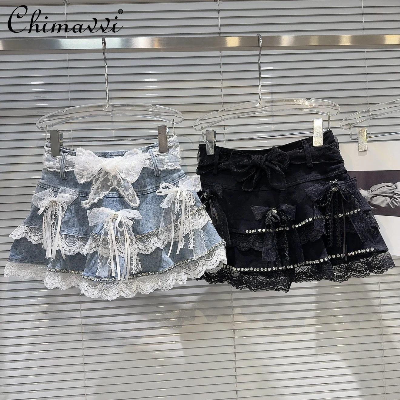 2025 Summer New Sweet Girl Mesh Bow Lace Edge Denim Cake Skirt High Waist and Thin Temperament Spice Girl Short Skirt Women
2025 Summer New Sweet Girl Mesh Bow Lace Edge Denim Cake Skirt High Waist and Thin Temperament Spice Girl Short Skirt Women