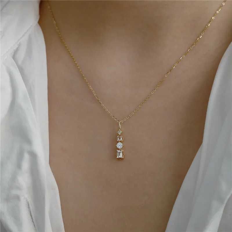 S925 Sterling Silver Plated 14K Gold European Geometric Zircon Pendant Necklace For Women Luxurious and Elegant Birthday Jewelry
S925 Sterling Silver Plated 14K Gold European Geometric Zircon Pendant Necklace For Women Luxurious and Elegant Birthday Jewelry