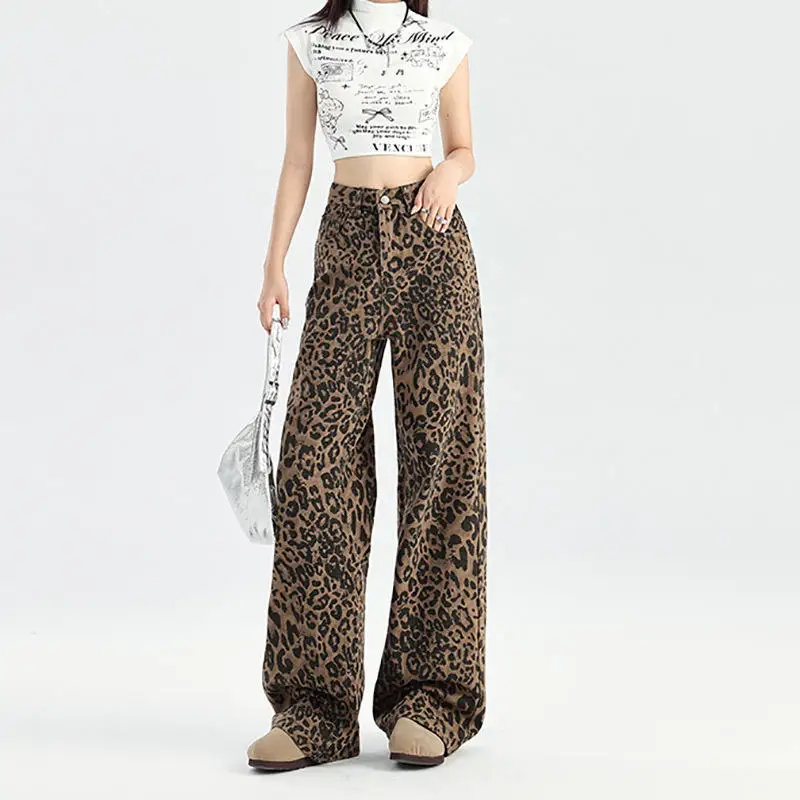 Широкие пригородные джинсы с высокой талией, женские весенне-осенние удлиненные утягивающие джинсы с высокой талией, свободные прямые модные брюки
Широкие пригородные джинсы с высокой талией, женские весенне-осенние удлиненные утягивающие джинсы с высокой талией, свободные прямые модные брюки