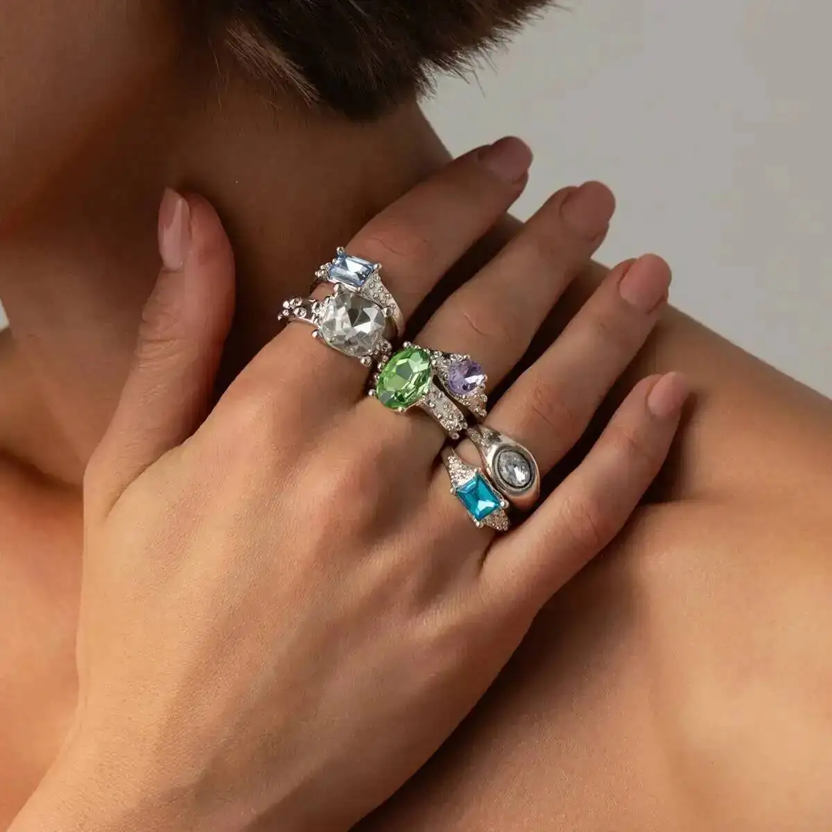 Salircon 6Pcs/Set Romantic Exquisite Glass Drill Open Finger Rings for Women Chic Stackable Metal Rings Set Wedding Jewelry
Salircon 6Pcs/Set Romantic Exquisite Glass Drill Open Finger Rings for Women Chic Stackable Metal Rings Set Wedding Jewelry