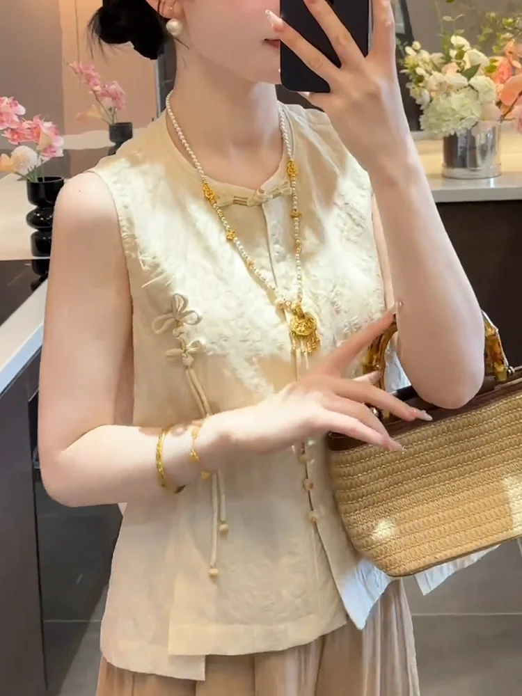 Топ Ele в китайском стиле на пуговицах, универсальный топ больших размеров для похудения, новое поступление, модная женская верхняя одежда
Топ Ele в китайском стиле на пуговицах, универсальный топ больших размеров для похудения, новое поступление, модная женская верхняя одежда