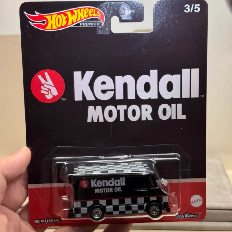Hot Wheels Original Popular Culture Automotive Culture Engine Oil Set Castrol T1 Datsun Pickup Alloy Car Model Toys Fans Gift
Hot Wheels Original Popular Culture Automotive Culture Engine Oil Set Castrol T1 Datsun Pickup Alloy Car Model Toys Fans Gift