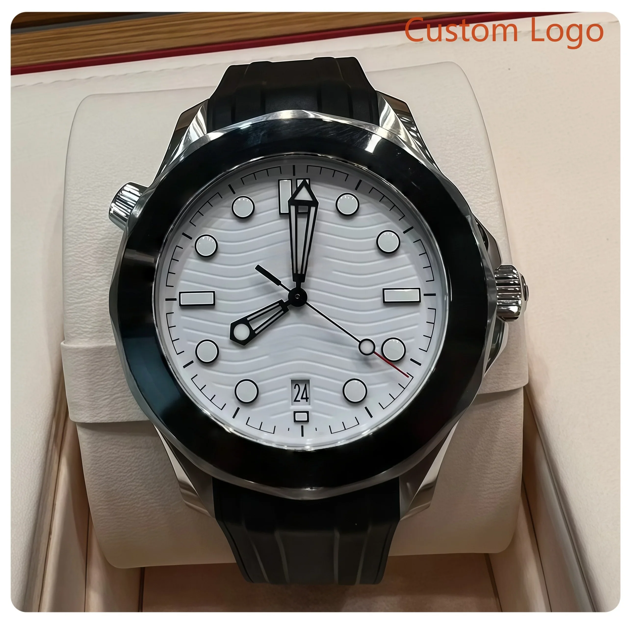 Men 42mm Automatic Diving Watch White Wave Ceramic Bezel Date Display Rubber Strap Waterproof Sports Outdoor Male Diver Customized Watches
Men 42mm Automatic Diving Watch White Wave Ceramic Bezel Date Display Rubber Strap Waterproof Sports Outdoor Male Diver Customized Watches