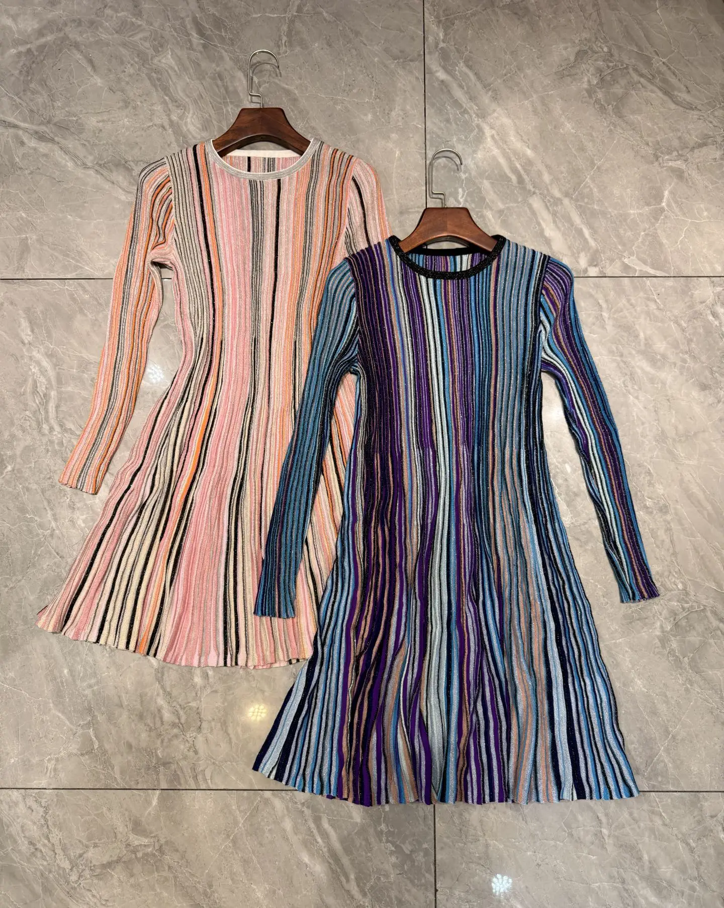 Women Striped Knitted Dress Round Neck Long Sleeve Casual Female Mini Robe
Women Striped Knitted Dress Round Neck Long Sleeve Casual Female Mini Robe