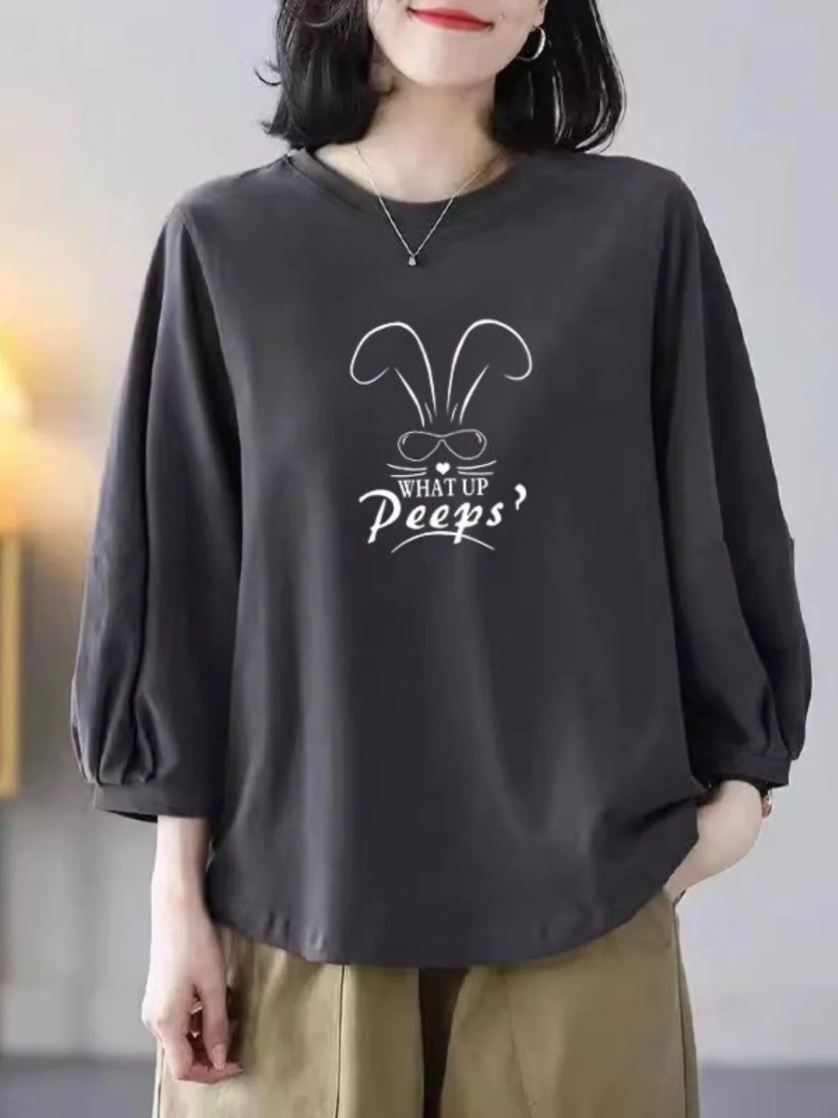 Ladies Loose Fit Cotton Three Quarter Sleeve T-Shirt Korean Style Lantern Sleeve plus Size Base Layer Top for All Seasons
Ladies Loose Fit Cotton Three Quarter Sleeve T-Shirt Korean Style Lantern Sleeve plus Size Base Layer Top for All Seasons