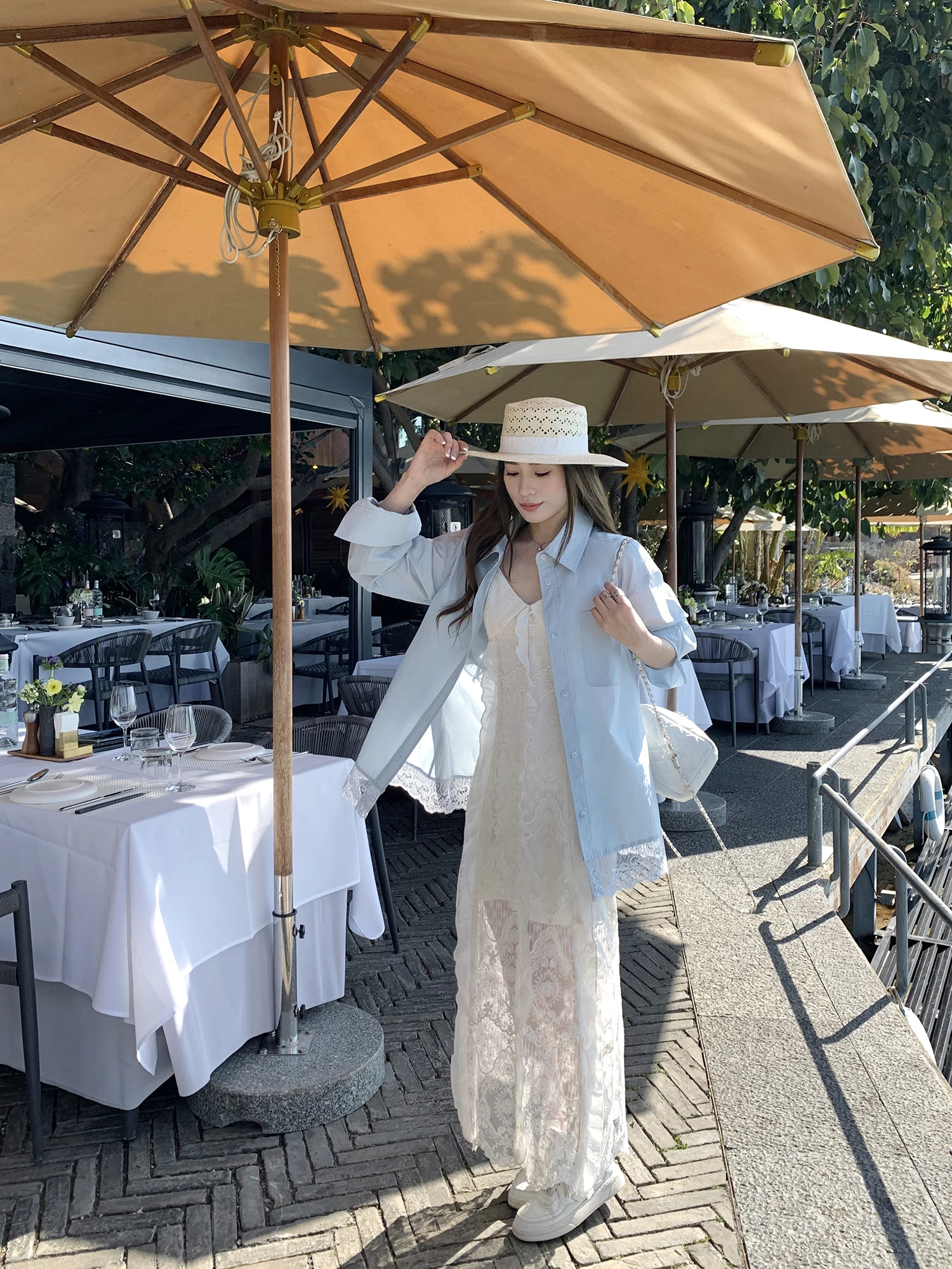 Женская блузка Hhi Night Song с длинным рукавом и синим кружевом, летний дизайн, свободный крой, для повседневной носки, стандартный крой, удлиненная.
Женская блузка Hhi Night Song с длинным рукавом и синим кружевом, летний дизайн, свободный крой, для повседневной носки, стандартный крой, удлиненная.