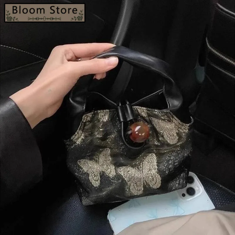 Y2k Haruku Butterfly Purses Design Mini Handbags Vintage Fashion Ins Top-Handle Bag All Match Shoulder Crossbody Bags
Y2k Haruku Butterfly Purses Design Mini Handbags Vintage Fashion Ins Top-Handle Bag All Match Shoulder Crossbody Bags