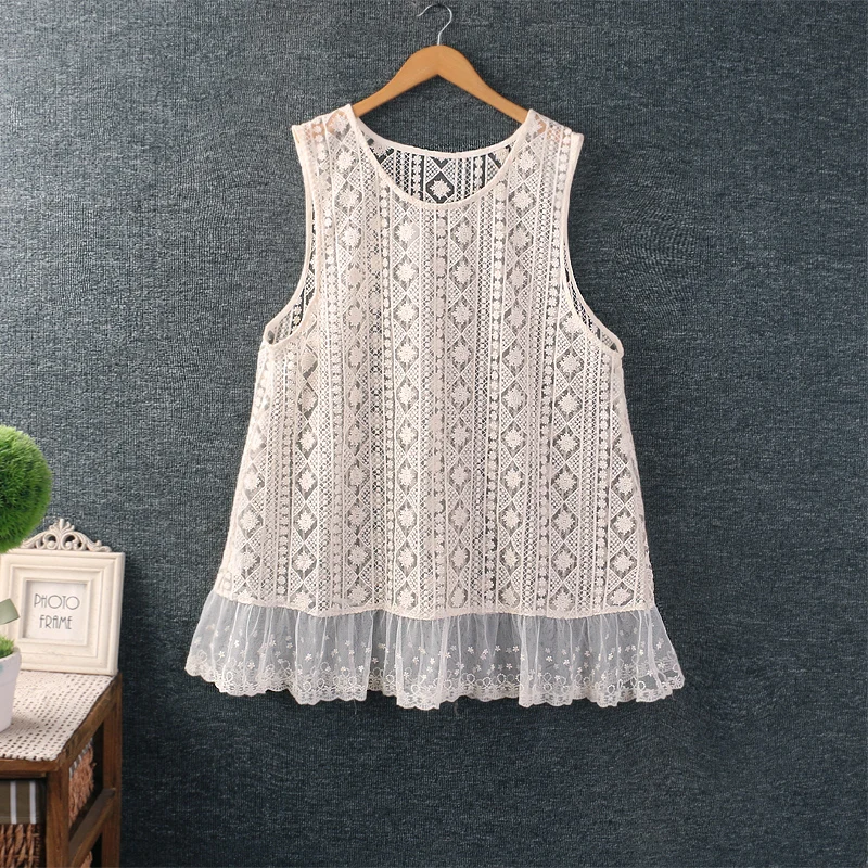 Spring Summer Sweet Mori Girl Lace Embroidery Patchwork Vest Tops for Women O-Neck Sleeveless See Through Casual Vest Outwears
Spring Summer Sweet Mori Girl Lace Embroidery Patchwork Vest Tops for Women O-Neck Sleeveless See Through Casual Vest Outwears