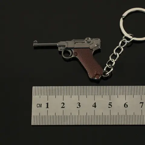 5cm Mini Gun Model Luge P08 Keychain Model Jewelry Weapon Metal Pendant Key Chain Chaveiro Bag Car Key Holders Gift For Kids Men