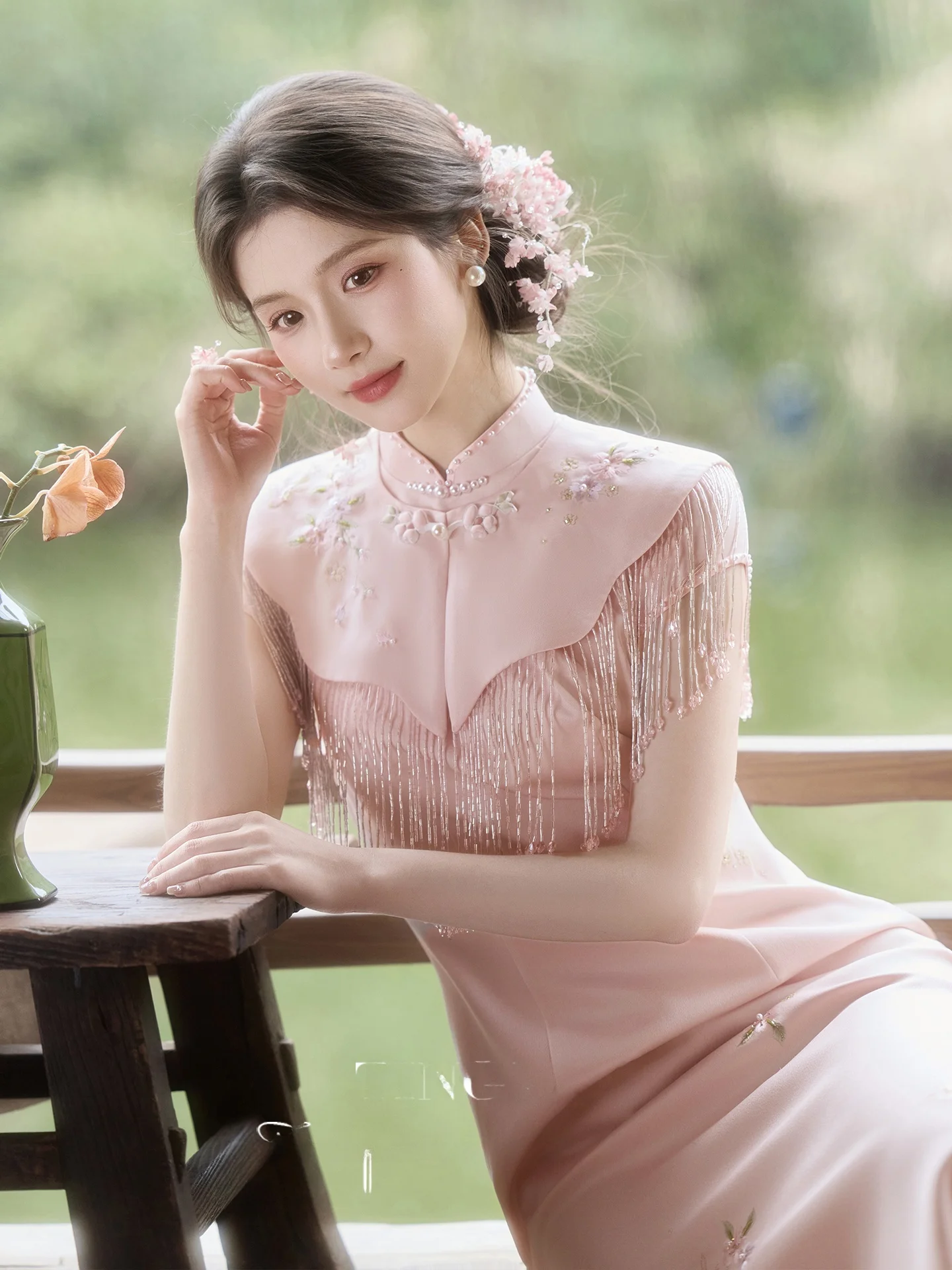ChunTang Elegant Chinese Style Wedding Dress Set for Bride Women's Short Sleeve Breathable Polyester Fiber
ChunTang Elegant Chinese Style Wedding Dress Set for Bride Women's Short Sleeve Breathable Polyester Fiber