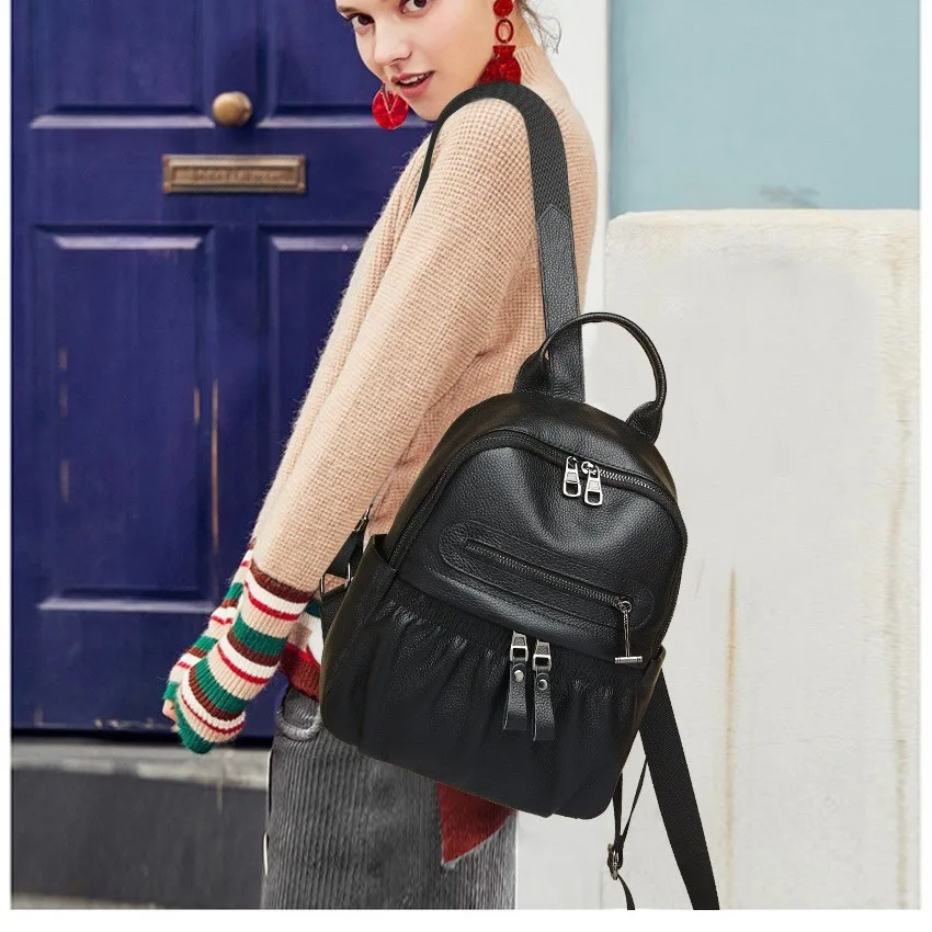 2026 New Luxury Cow Genuine Leather Business Men's Briefcases Male Briefcase Shoulder Bag Men Messenger Bag Rivet Computer Bag
2026 New Luxury Cow Genuine Leather Business Men's Briefcases Male Briefcase Shoulder Bag Men Messenger Bag Rivet Computer Bag