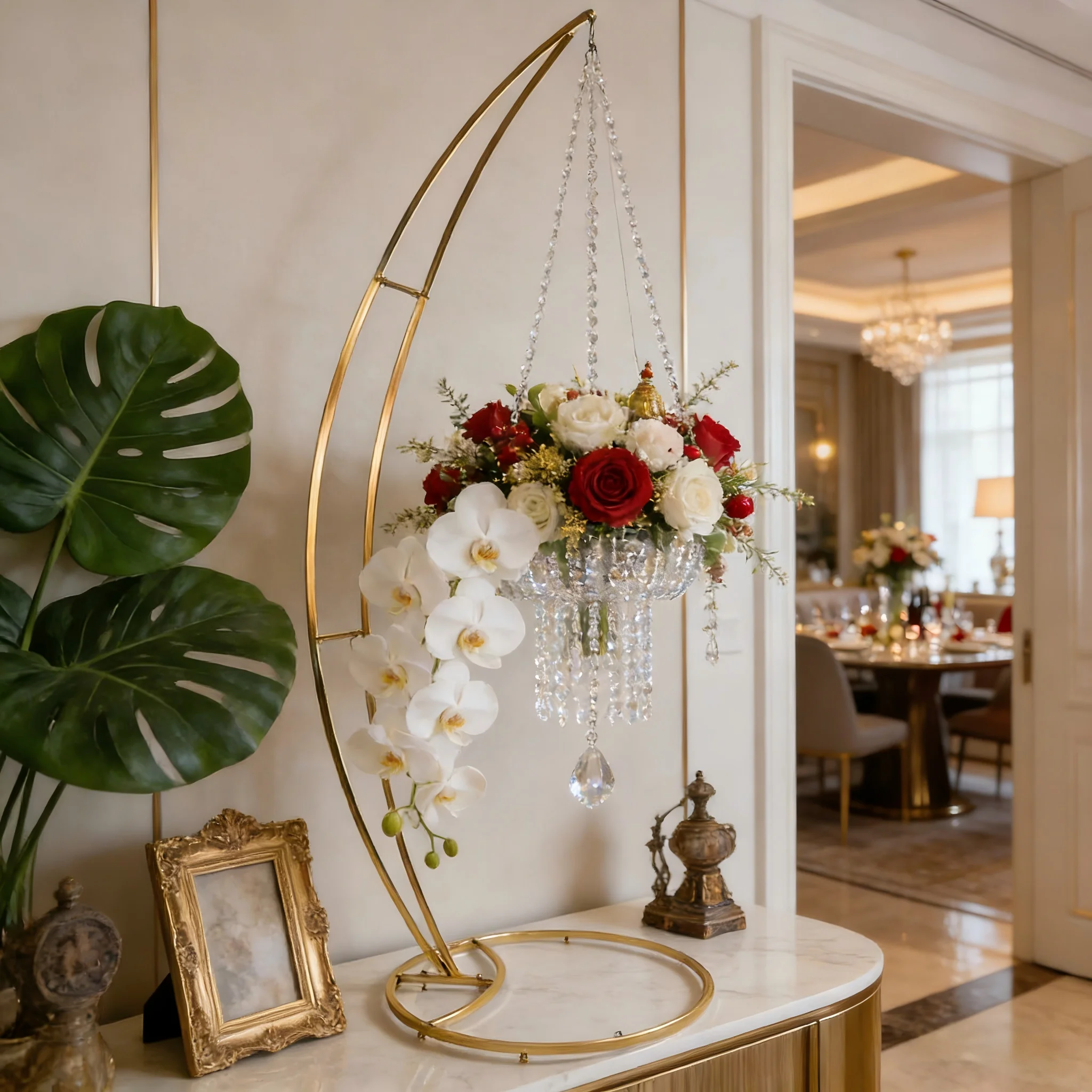 Gold Metal Crescent Arch Stand with Crystal Chandelier, Wedding Centerpiece & Party Event Decor, Home Festival Display
Gold Metal Crescent Arch Stand with Crystal Chandelier, Wedding Centerpiece & Party Event Decor, Home Festival Display