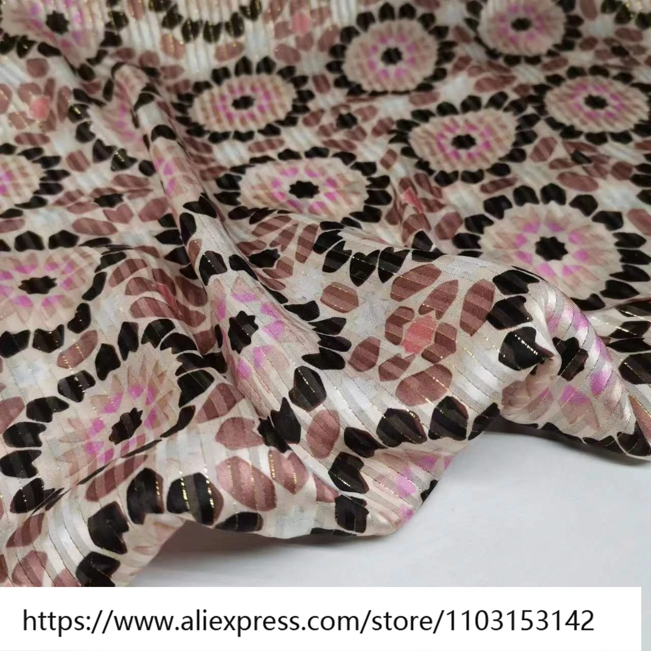 Summer Light and Slightly Transparent Silk Satin Stripe with Thread 9momme Narrow Fashion Fabric
Summer Light and Slightly Transparent Silk Satin Stripe with Thread 9momme Narrow Fashion Fabric