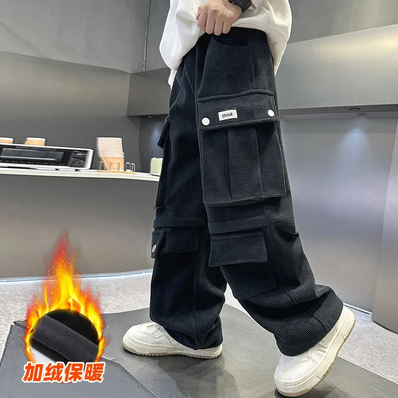 Новые детские свободные рабочие брюки высокого качества в корейском стиле NewBoy, осень-зима 2025 г., 4-15 лет
Новые детские свободные рабочие брюки высокого качества в корейском стиле NewBoy, осень-зима 2025 г., 4-15 лет