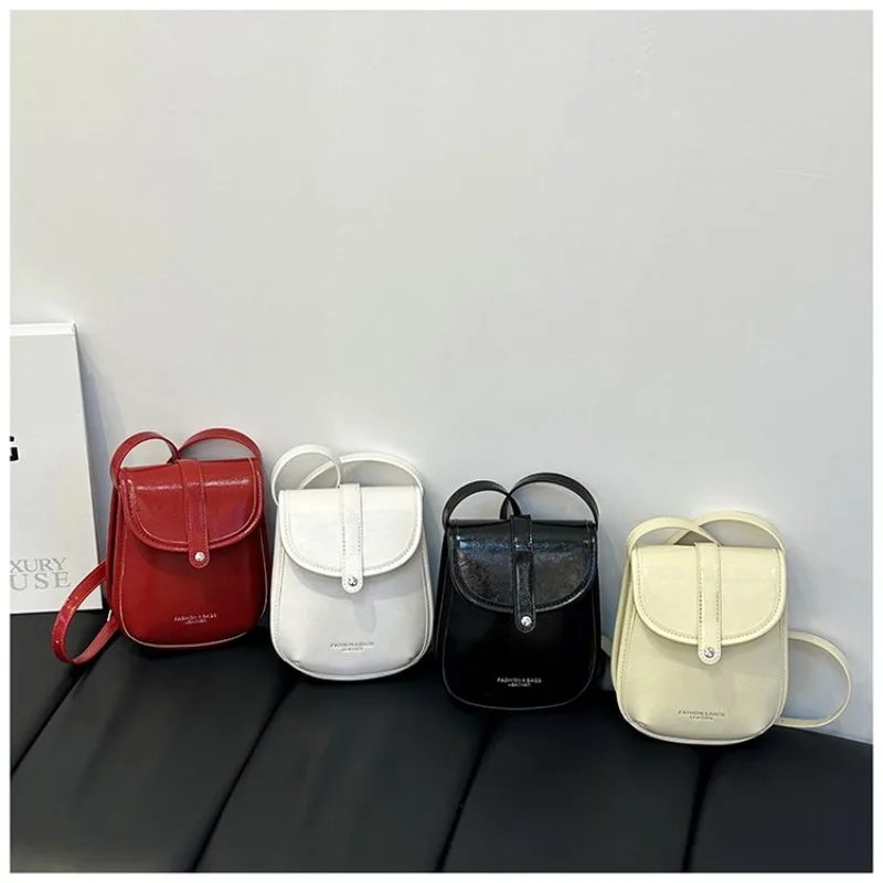 Casual Simple Commuter Elegant Leather Diaper Bag For Women Large Capacity Textured Original Retro Versatile Crossbody
Casual Simple Commuter Elegant Leather Diaper Bag For Women Large Capacity Textured Original Retro Versatile Crossbody