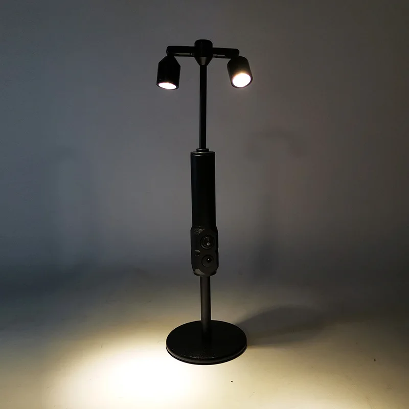 Светодиодная настольная лампа для бара с двойной головкой, настольный стол, ресторан, прозрачный бар, кофейня, креатив, бар, персонализированные украшения
Светодиодная настольная лампа для бара с двойной головкой, настольный стол, ресторан, прозрачный бар, кофейня, креатив, бар, персонализированные украшения