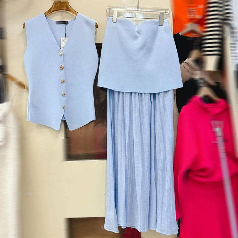 American French summer new sleeveless knitted vest + knitted pleated patchwork skirt suit-GZXX229
American French summer new sleeveless knitted vest + knitted pleated patchwork skirt suit-GZXX229