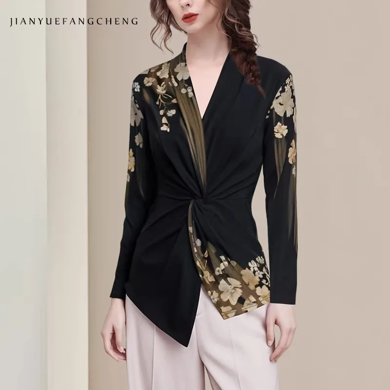 Женская модная блузка с принтом и V-образным вырезом, эластичная, с завышенной талией, стильная рубашка для лета и осени 2025
Женская модная блузка с принтом и V-образным вырезом, эластичная, с завышенной талией, стильная рубашка для лета и осени 2025