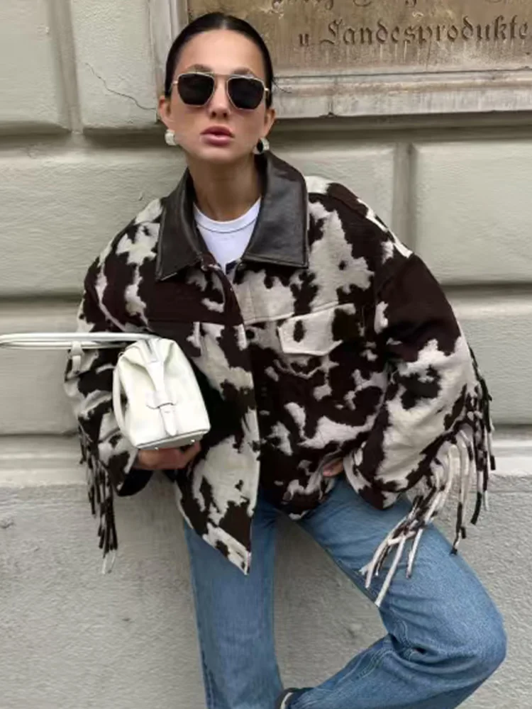 HH Autumn Woman Turn-down Collar Single-breasted Pocket Decoration Short Coat Women Fashion Long Sleeves Printed Tassels Jacket
HH Autumn Woman Turn-down Collar Single-breasted Pocket Decoration Short Coat Women Fashion Long Sleeves Printed Tassels Jacket