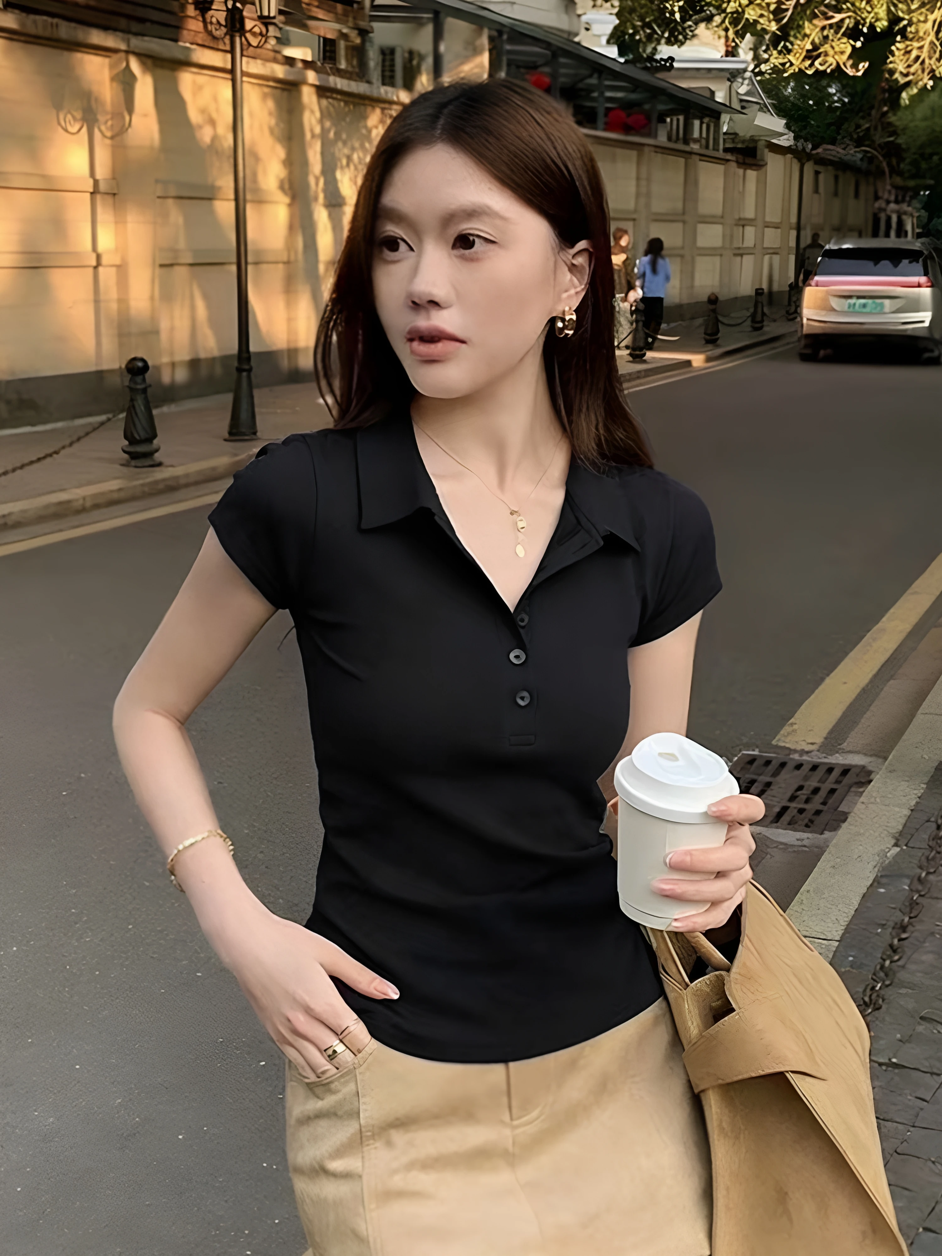 Slim Fit Short Sleeve Neck T-Shirt 95 Cotton plus Size Women Summer Shoulder Width Regular Cotton Blend Casual Top
Slim Fit Short Sleeve Neck T-Shirt 95 Cotton plus Size Women Summer Shoulder Width Regular Cotton Blend Casual Top