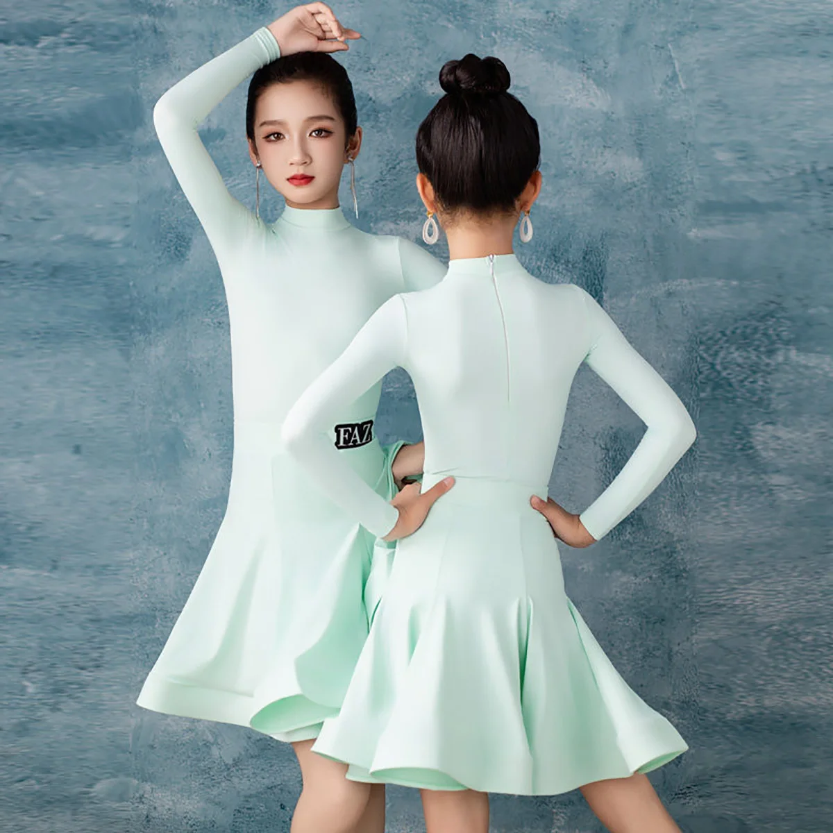 Girls Latin Dancewear Practice Long Sleeve Bodysuit and Skirts Rumba Competition Costume Standard Ballroom Dresses for Women
Girls Latin Dancewear Practice Long Sleeve Bodysuit and Skirts Rumba Competition Costume Standard Ballroom Dresses for Women