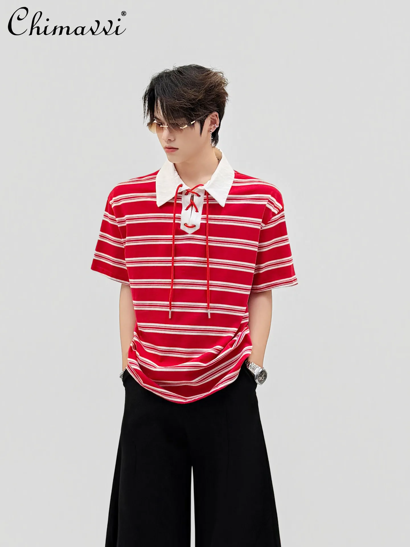 2026 Summer American Fashion Cool Men's Short Sleeve T-Shirt Streetwear Polo Neck Lace-up Casual Oversized Striped T Shirts Top
2026 Summer American Fashion Cool Men's Short Sleeve T-Shirt Streetwear Polo Neck Lace-up Casual Oversized Striped T Shirts Top