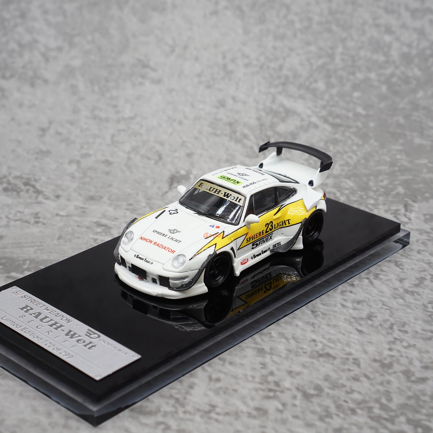 SW, масштаб 1:64, литой под давлением сплав Porsche RWB 993, игрушки, модель автомобиля, классические подарки для взрослых, коллекция сувениров, статический дисплей
SW, масштаб 1:64, литой под давлением сплав Porsche RWB 993, игрушки, модель автомобиля, классические подарки для взрослых, коллекция сувениров, статический дисплей